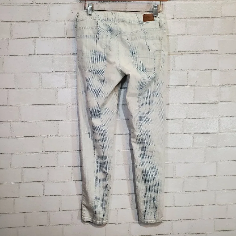 AEO distressed style jeggings‎